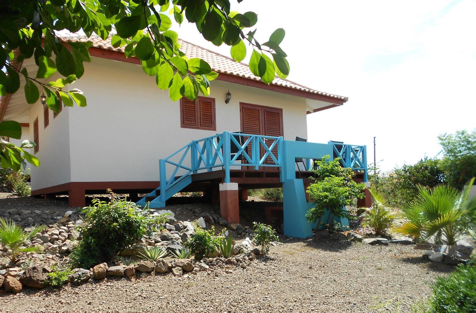 Botanique Bungalows Westpunt Eksteriør billede